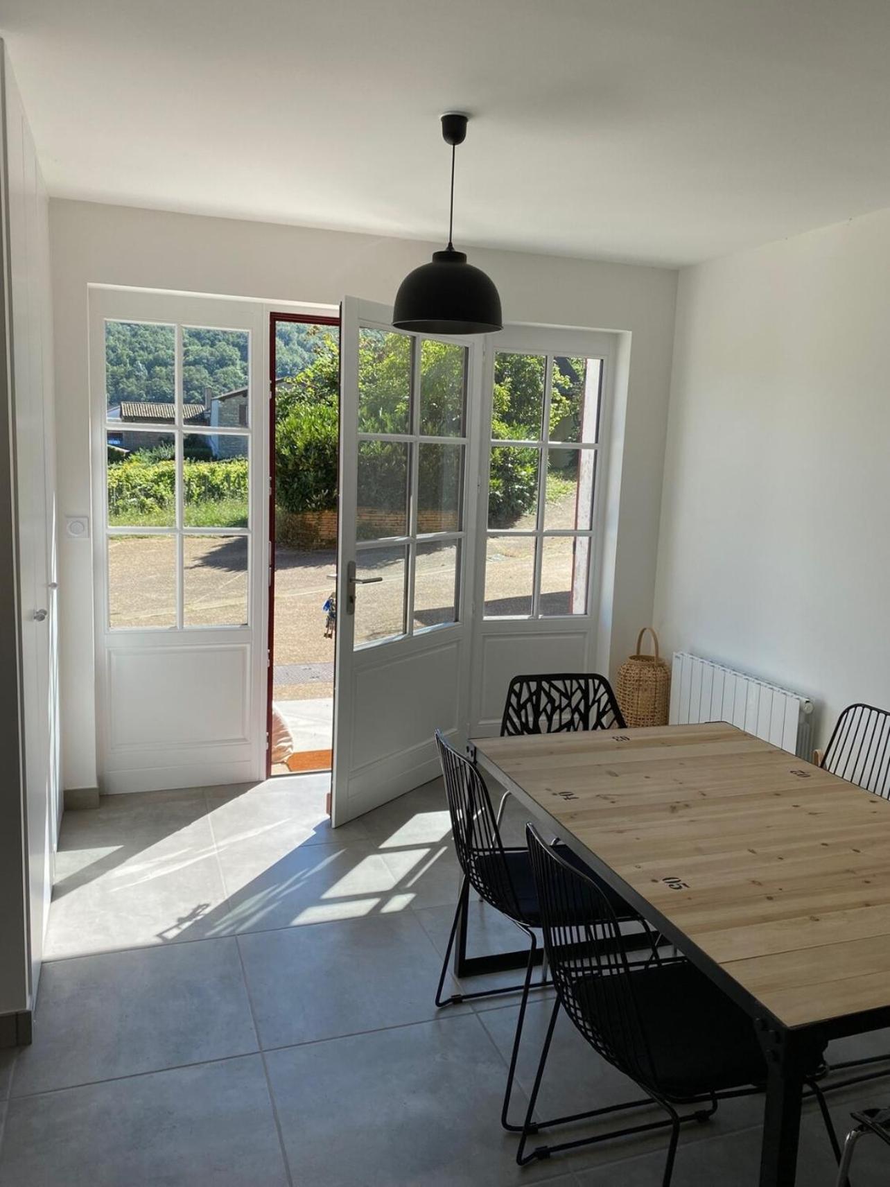 Les Hirondelles De Fuiss Apartment Fuisse ภายนอก รูปภาพ